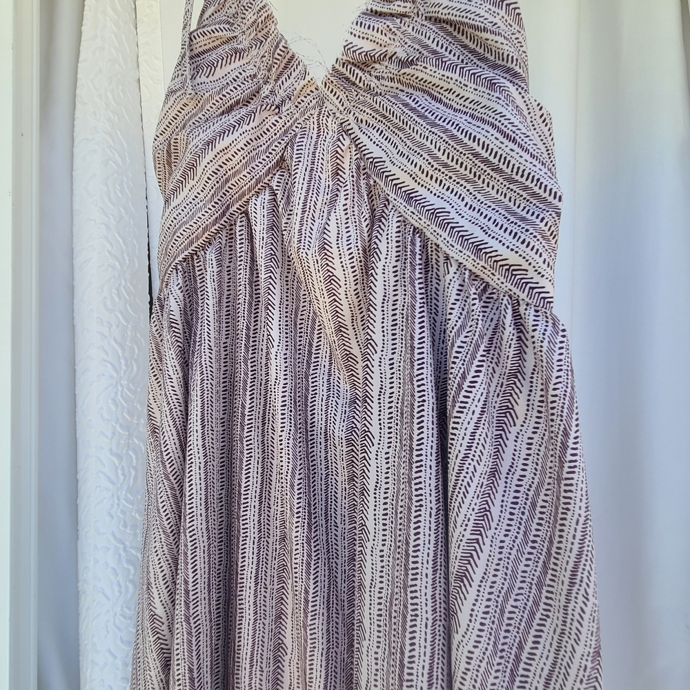 Elegant Patterned Maxi Dress